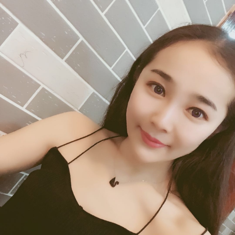 诗琪的第一张照片--龙海相亲网
