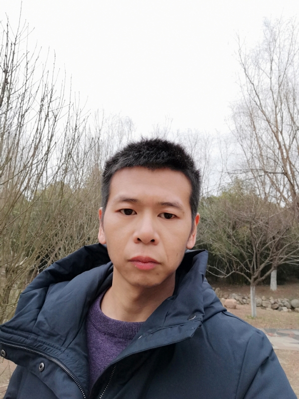 寞峰的第一张照片--龙海相亲网