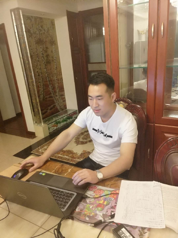 蓝色海洋的第一张照片--龙海相亲网