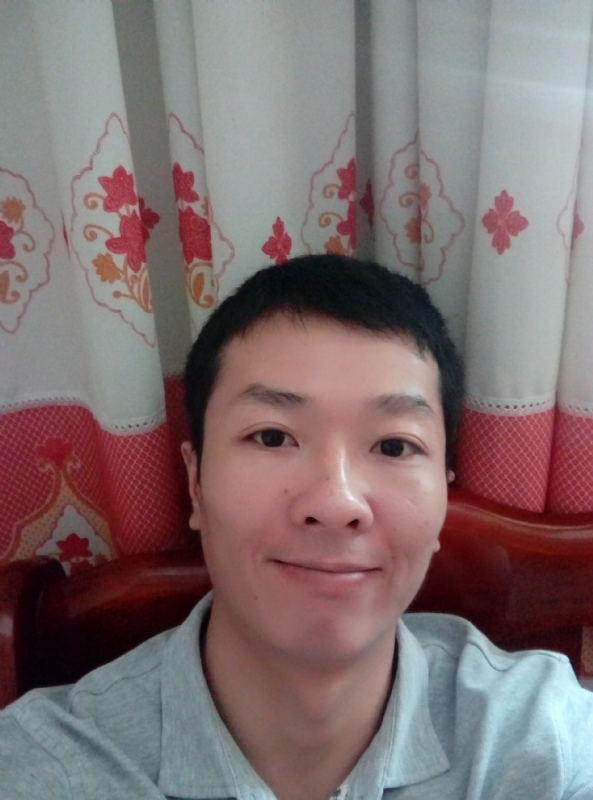 疯狂的土豆的第一张照片--龙海相亲网