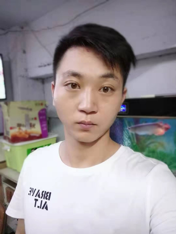 七秒记忆的第一张照片--龙海相亲网