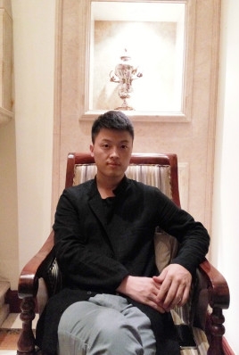 制片人杨亚林的第二张照片--龙海相亲网