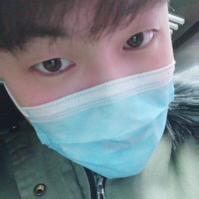 大学生的第一张照片--龙海相亲网