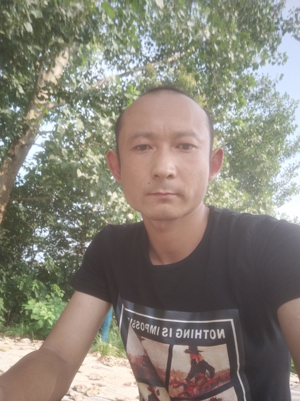 80大叔的第二张照片--龙海相亲网