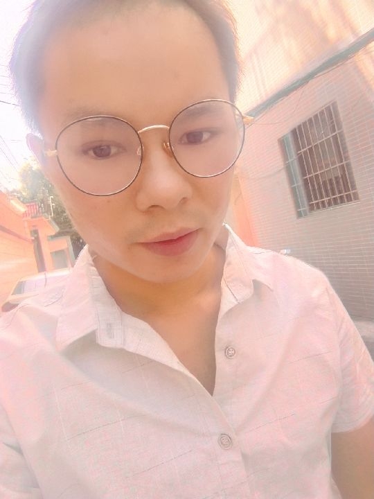 楠呐的第四张照片--龙海相亲网