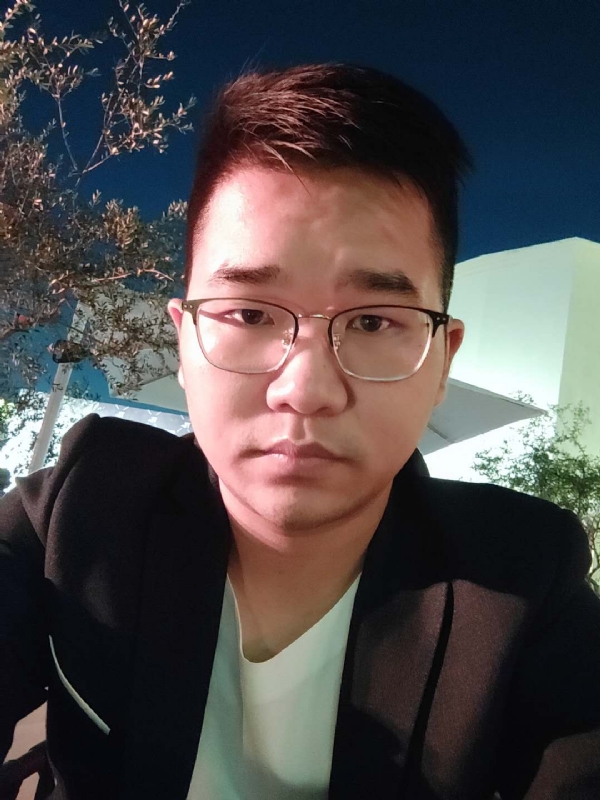 在路上的第一张照片--龙海相亲网