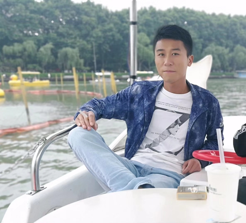 小熊微品的第一张照片--龙海相亲网