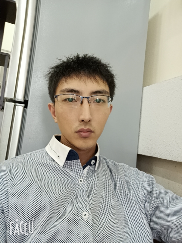 阳光大男孩的第二张照片--龙海相亲网