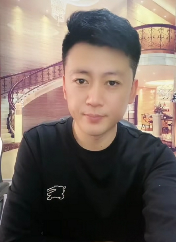 屋顶拾荒人的第三张照片--龙海相亲网