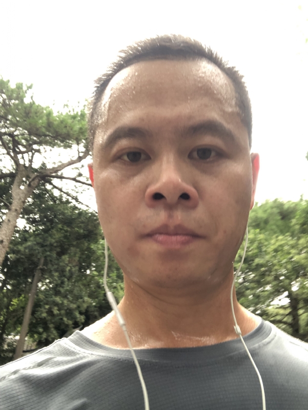 猩猩巨呃的第二张照片--龙海相亲网