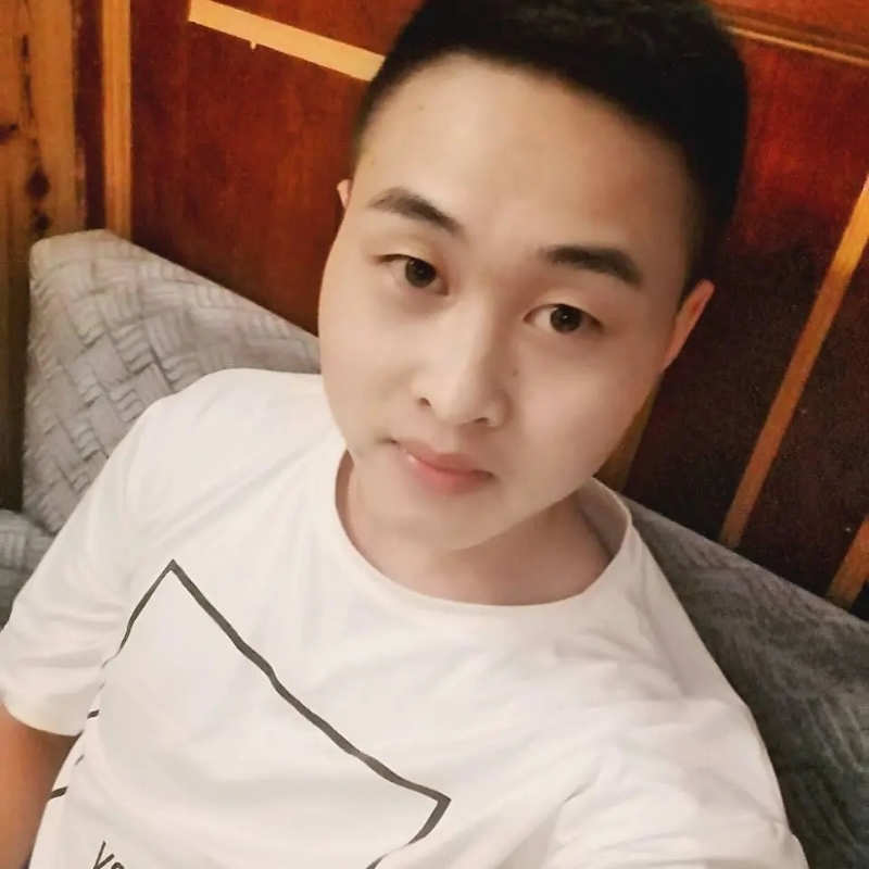娃娃脸小爸爸的第二张照片--龙海相亲网