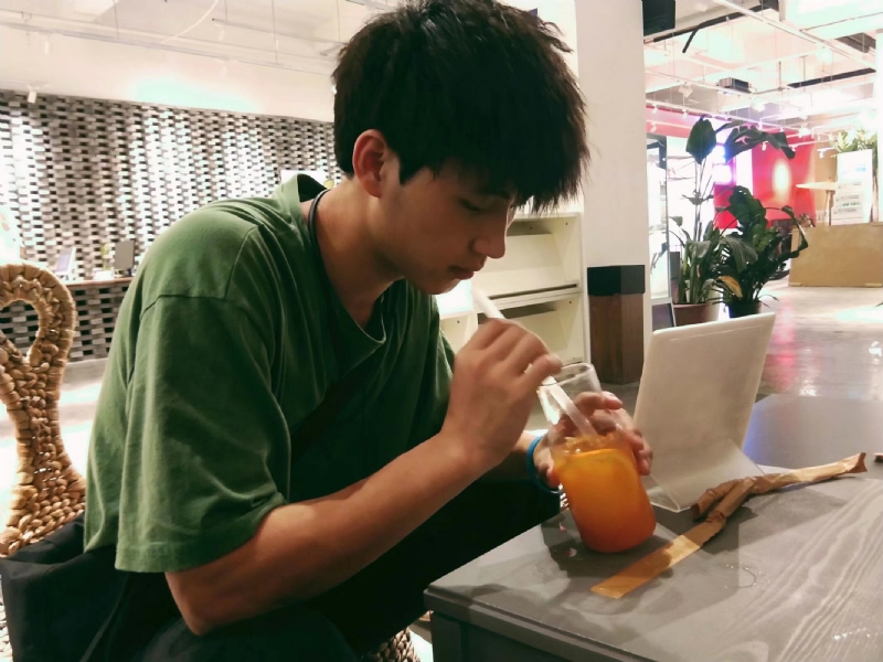一花一世界的第二张照片--龙海相亲网