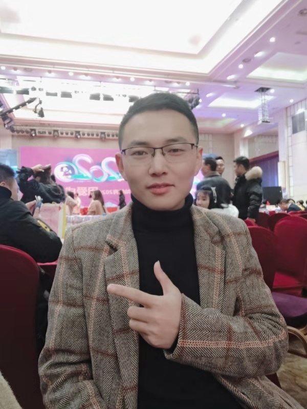 遇见不一样的自己的第一张照片--龙海相亲网