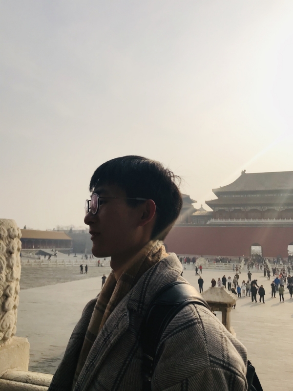 夏侯醉平的第一张照片--龙海相亲网