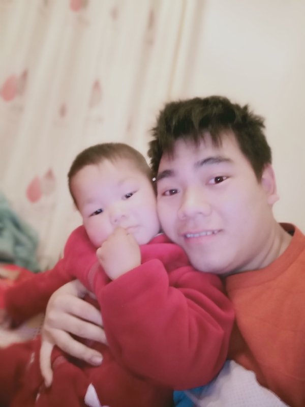 孤独一生的第一张照片--龙海相亲网