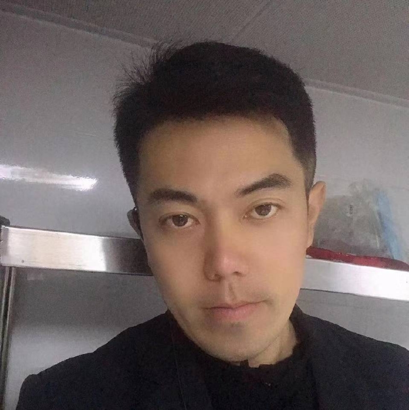 李龙的第一张照片--龙海相亲网