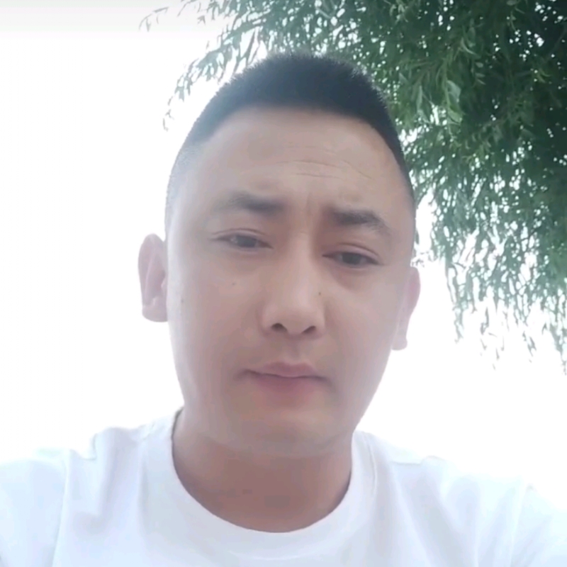潇洒的第一张照片--龙海相亲网