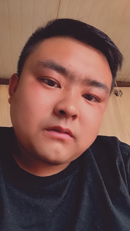 爱我所爱的第一张照片--龙海相亲网