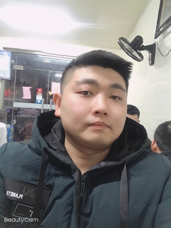 回忆是个小孩的第一张照片--龙海相亲网