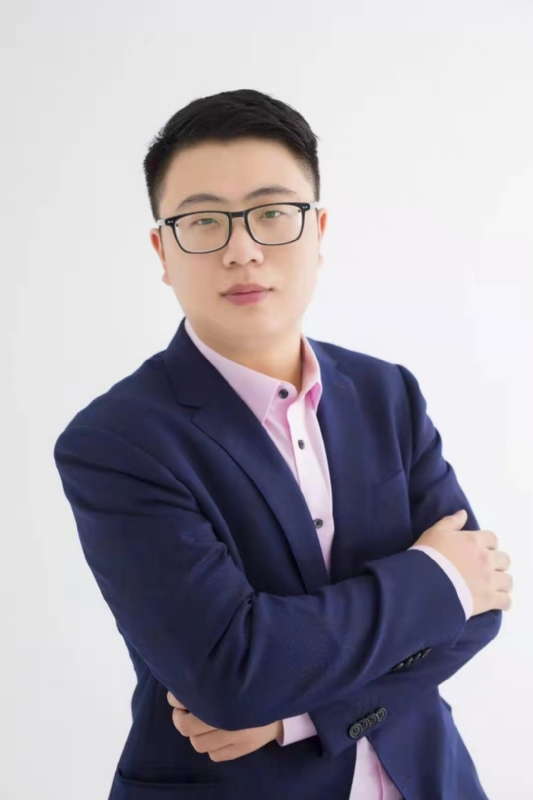 周的第二张照片--龙海相亲网