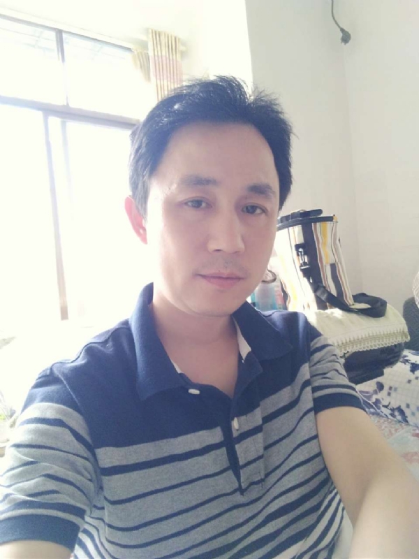 如果爱请深爱的第二张照片--龙海相亲网