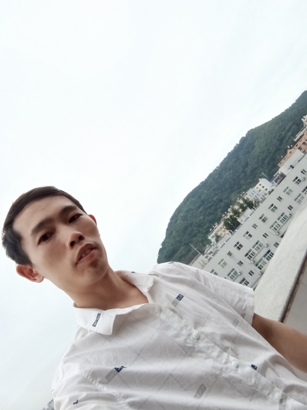 会飞的鱼的第一张照片--龙海相亲网