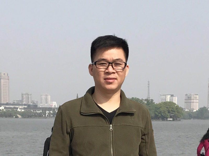 孔雀鱼的第一张照片--龙海相亲网