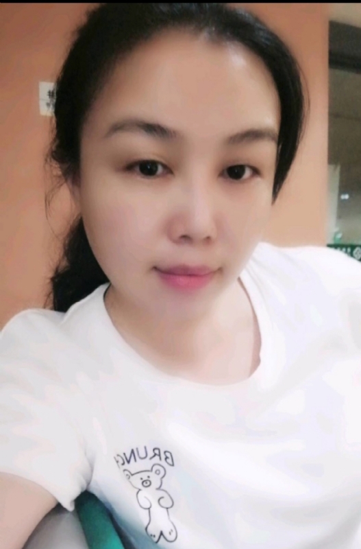 淡淡的云的第一张照片--龙海相亲网