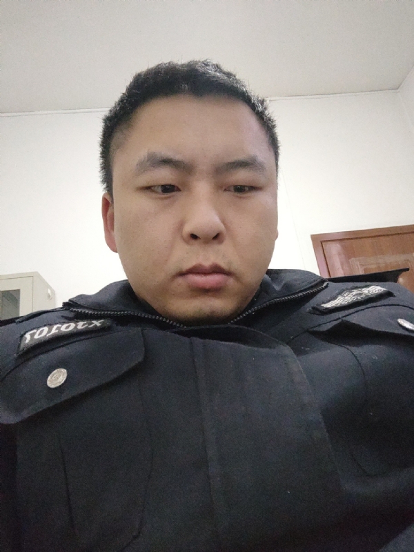 好纠结的第一张照片--龙海相亲网