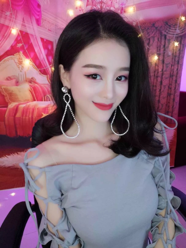 Cici的第三张照片--龙海相亲网