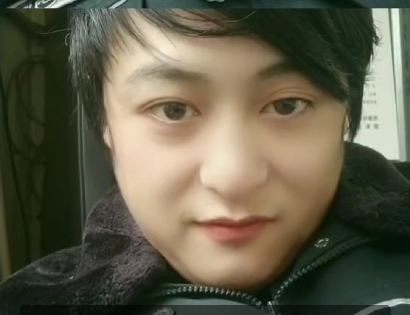 小玮的第一张照片--龙海相亲网