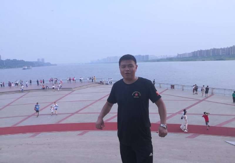 曾经心疼的我的第一张照片--龙海相亲网