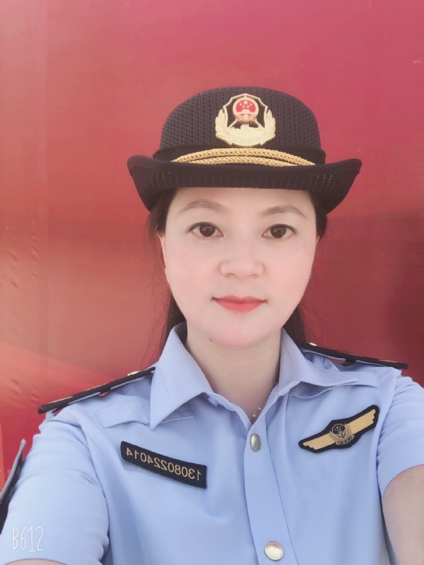 明明的第一张照片--龙海相亲网