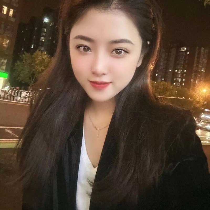 爱笑的微微的第一张照片--龙海相亲网
