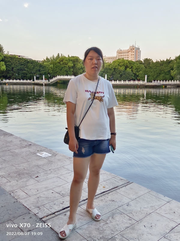幸福触手可及的第一张照片--龙海相亲网