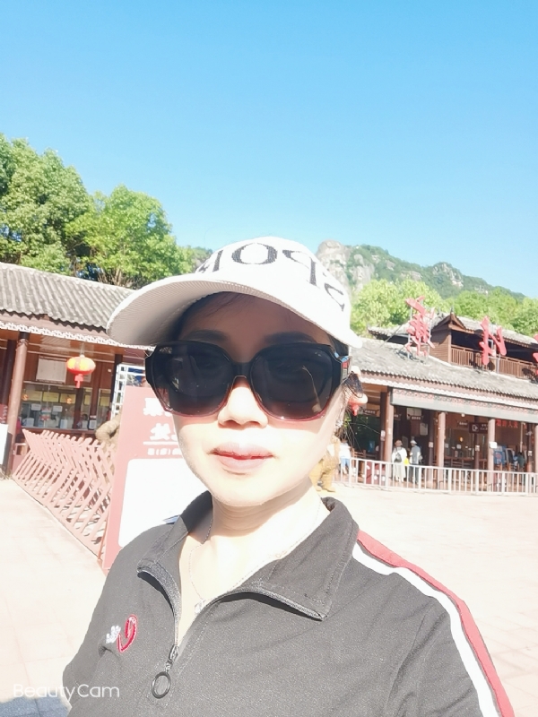 山百合的第一张照片--龙海相亲网