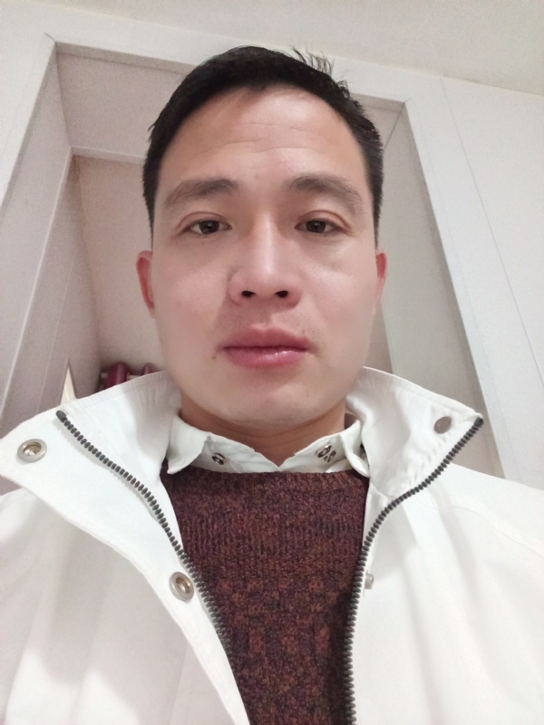 忧伤还是快乐的第一张照片--龙海相亲网