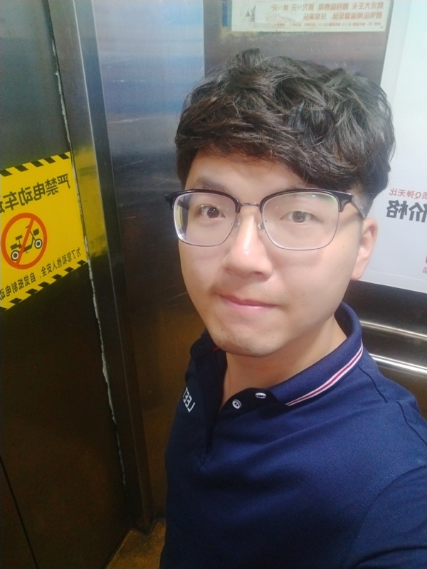 H先生的第二张照片--龙海相亲网