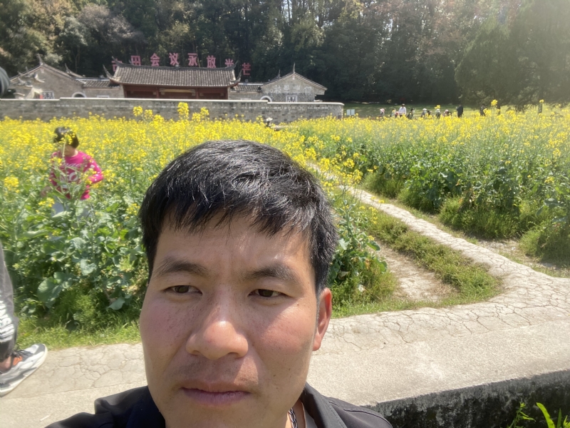 开心的第一张照片--龙海相亲网