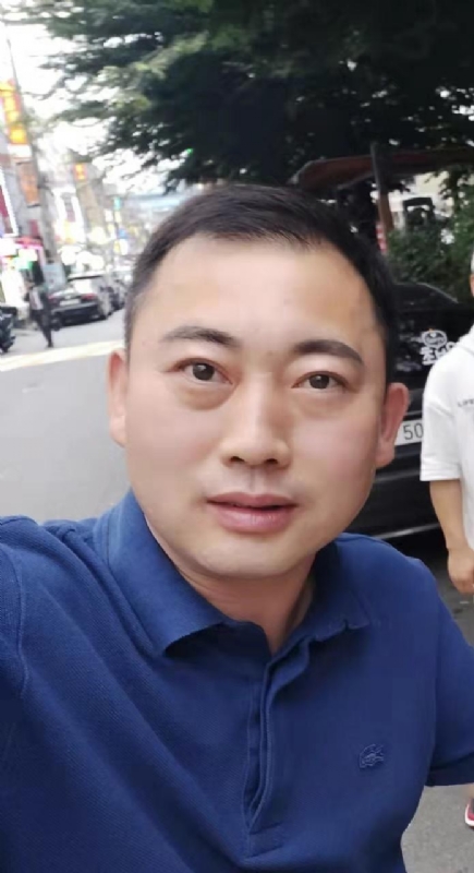 李龙的第一张照片--龙海相亲网
