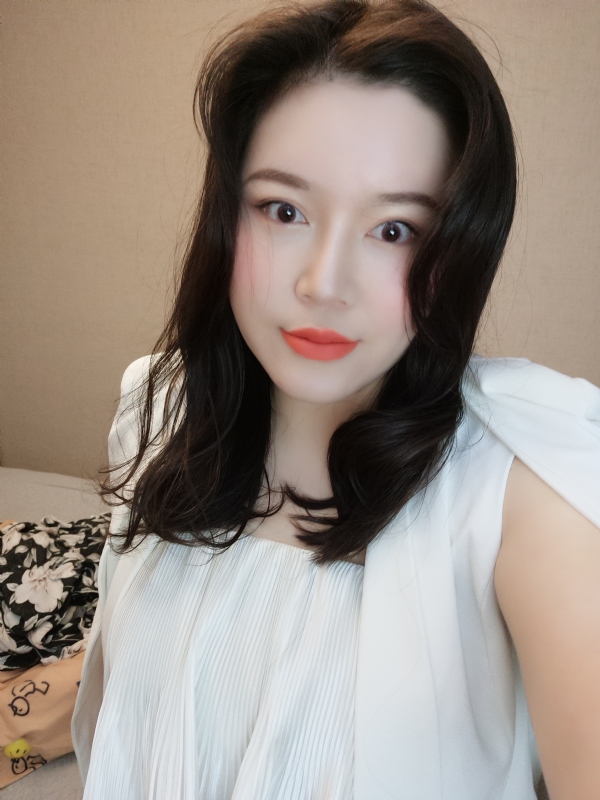 璐璐的第一张照片--龙海相亲网