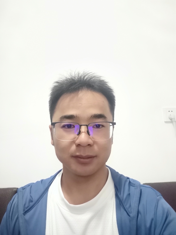 转身的第一张照片--龙海相亲网