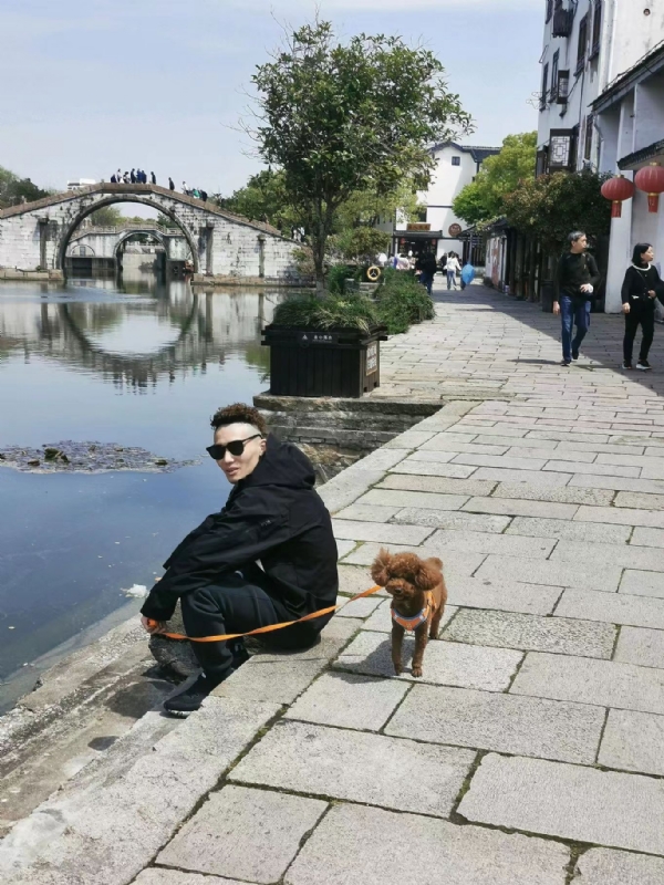 皮卡丘的第一张照片--龙海相亲网