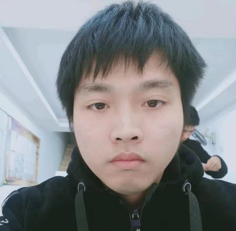 无奋斗不清春的第一张照片--龙海相亲网