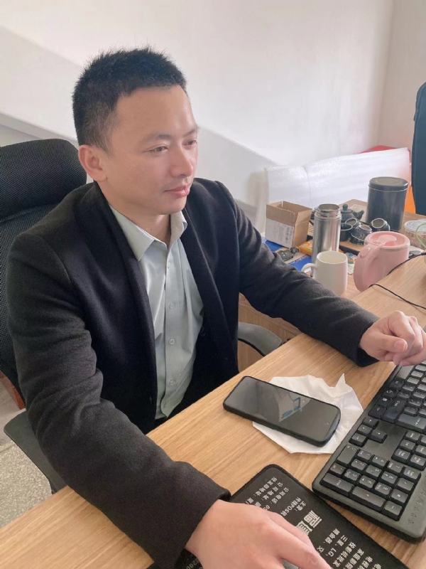落叶知秋的第一张照片--龙海相亲网