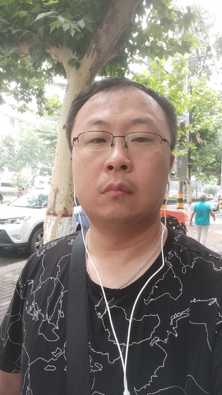 飘逸的星辰的第一张照片--龙海相亲网