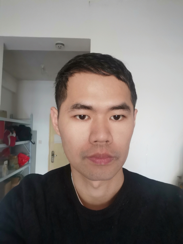 梦想在飞翔的第三张照片--龙海相亲网