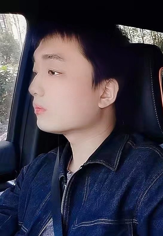 凉锦年的第一张照片--龙海相亲网