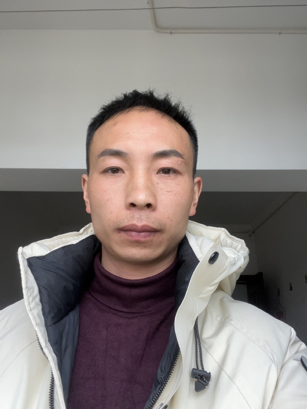 梁子的第一张照片--龙海相亲网