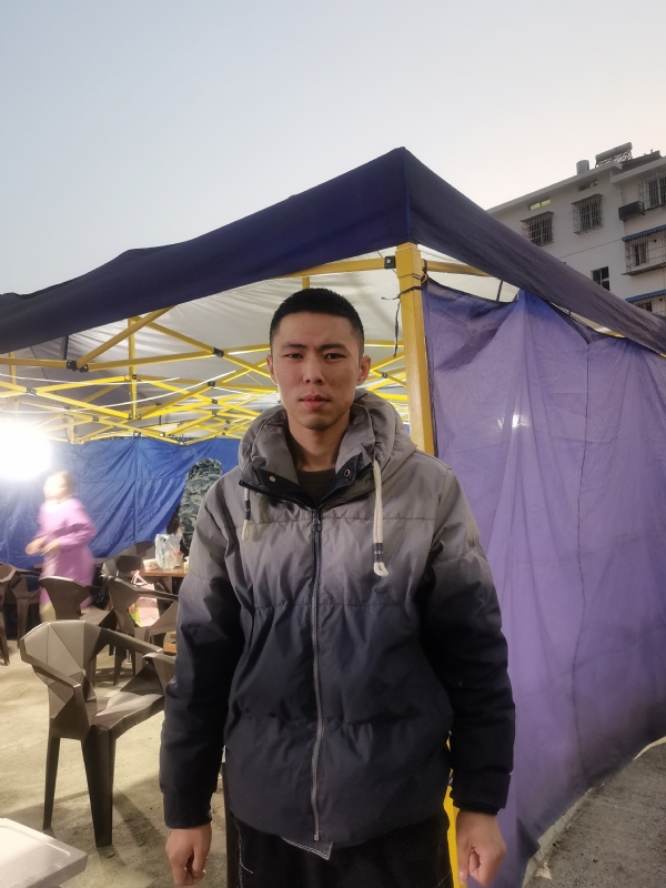 谁谁谁的第一张照片--龙海相亲网